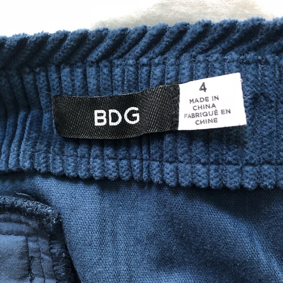 navy blue BDG corduroy skirt - Picture 4 of 4